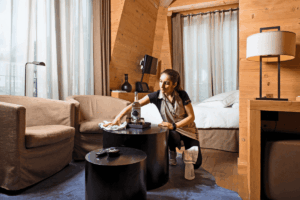 Offre de formation 12 housekeeping sur mesure ritzy